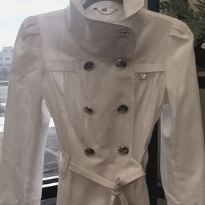 Light weight trench jacket